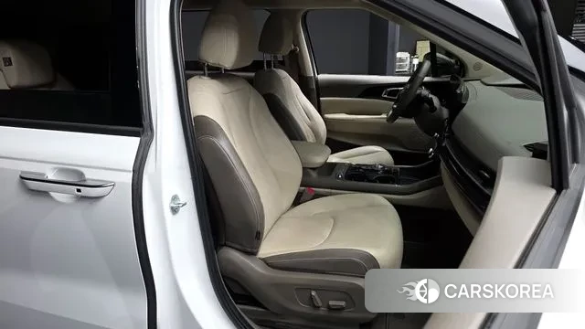 Kia The New Carnival 4th Generation 2025 Белый из Кореи, фото 2