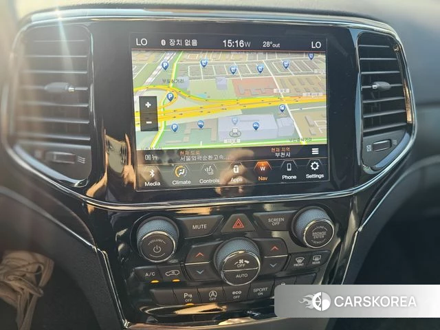 Jeep Grand Cherokee 2021 Серебряный из Кореи, фото 2