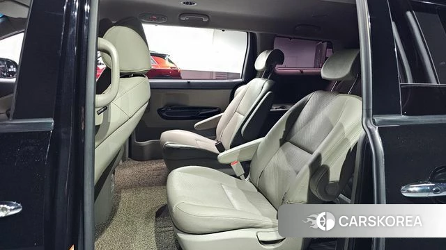 Kia The New Carnival 2018 Черный из Кореи, фото 2