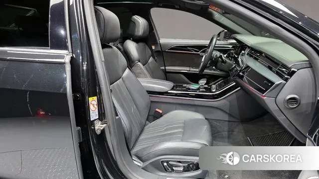 Audi A8 (D5) 2021 Черный из Кореи, фото 2