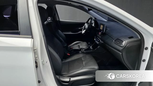 Hyundai i30 (PD) 2018 Белый из Кореи, фото 2