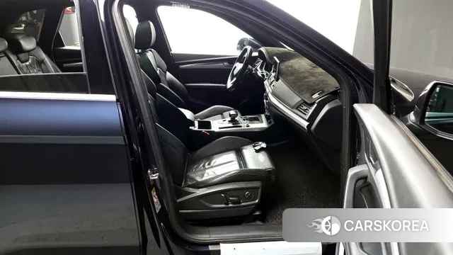 Audi Q5 (FY) 2020 Синий из Кореи, фото 2