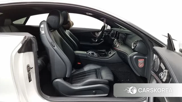 Mercedes-Benz E-Class W213 2019 Белый из Кореи, фото 2