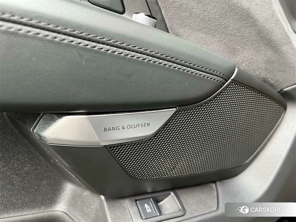 Audi e-tron GT 2023 Черный из Китая, фото 2
