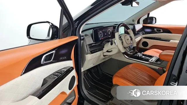 Kia Carnival 4th generation 2023 Черный из Кореи, фото 2