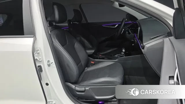 Kia Di Ol Nu Niro 2022 Белый из Кореи, фото 2