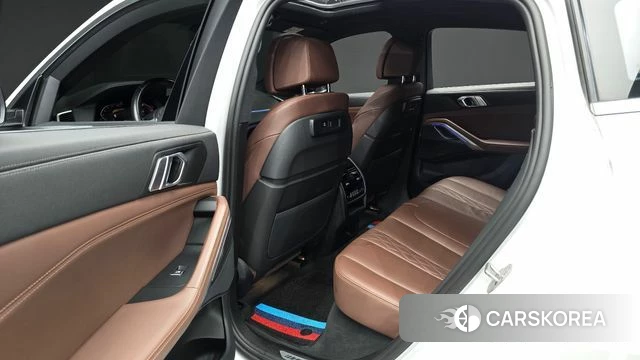 BMW X6 (G06) 2022 Белый из Кореи, фото 2