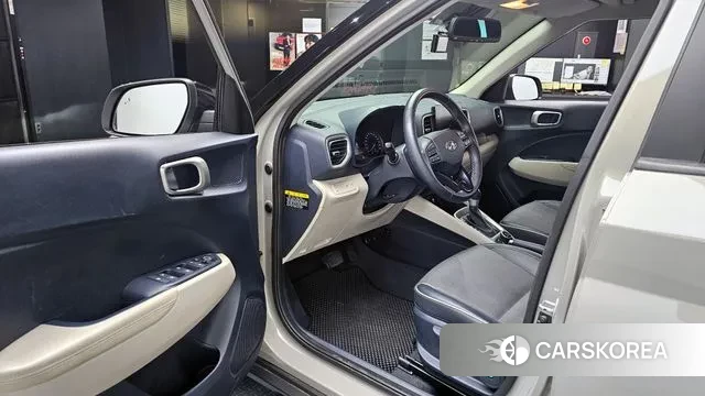 Hyundai Venue 2020 Серебристо-серый из Кореи, фото 2