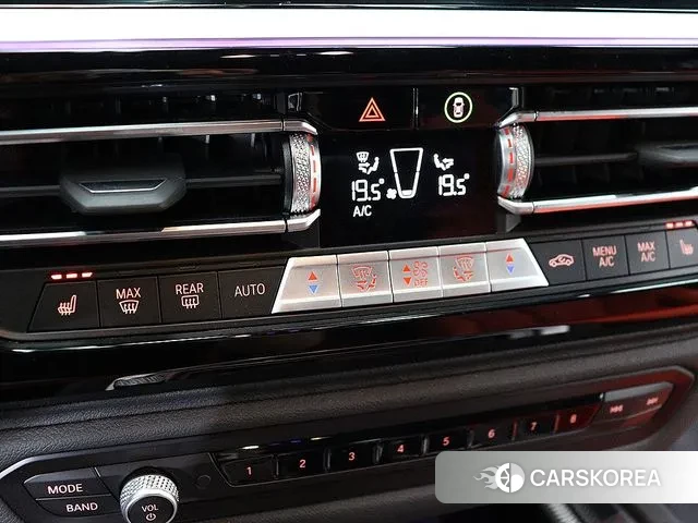 BMW Z4 (G29) 2023 Белый из Кореи, фото 2