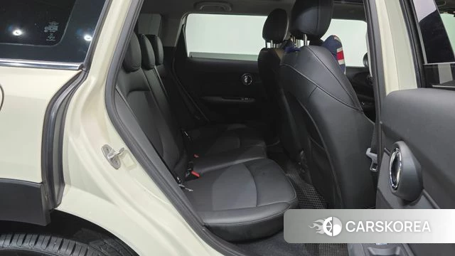 Mini Cooper Clubman 2020 Жемчужный цвет из Кореи, фото 2
