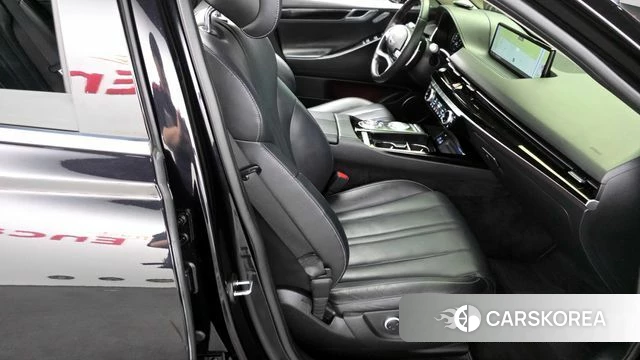 Genesis G80 (RG3) 2022 Черный из Кореи, фото 2