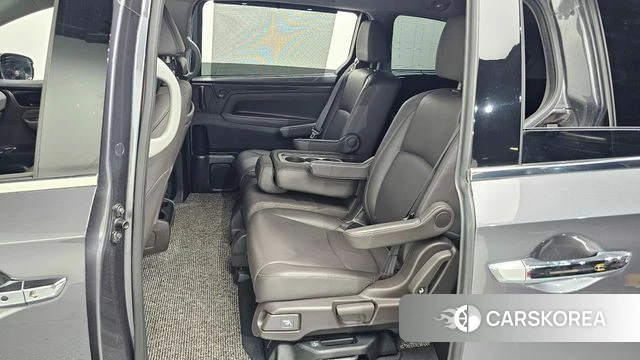 Honda Odyssey 2018 Серый из Кореи, фото 2