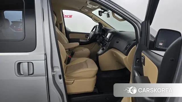 Hyundai The New Grand Starex 2018 Серебристо-серый из Кореи, фото 2