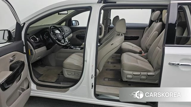 Kia The New Carnival 2018 Белый из Кореи, фото 2