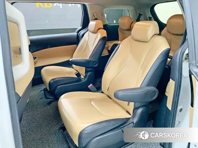 Kia Carnival 4th generation 2021 Жемчужный цвет из Кореи, фото 2
