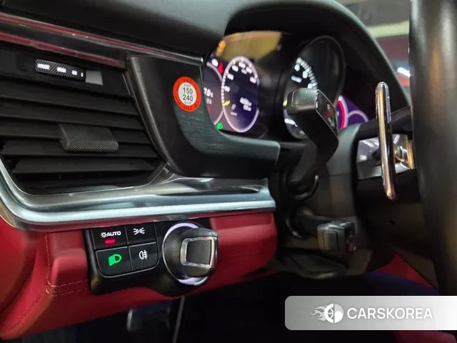 Porsche Panamera (971) 2023 Белый из Кореи, фото 2