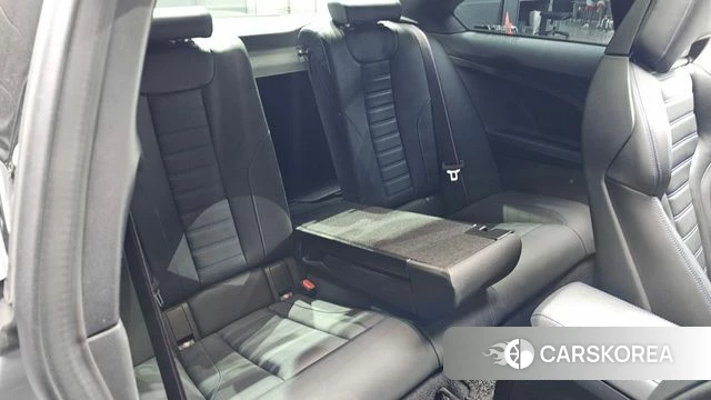 BMW 2 Series (G42) 2022 Светло-серебряный цвет из Кореи, фото 2