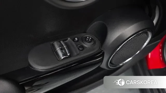 Mini Cooper 2020 Красный из Кореи, фото 2