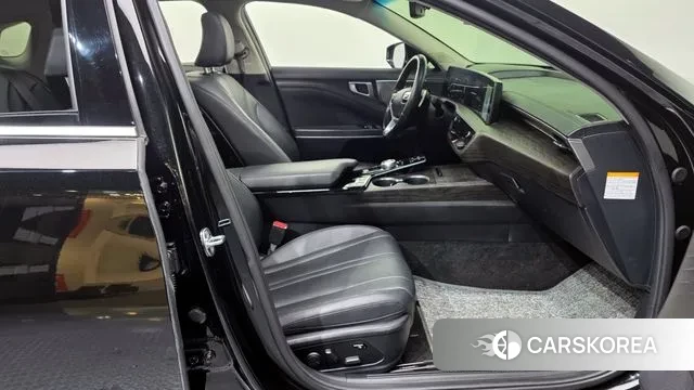 Kia K8 Hybrid 2021 Черный из Кореи, фото 2