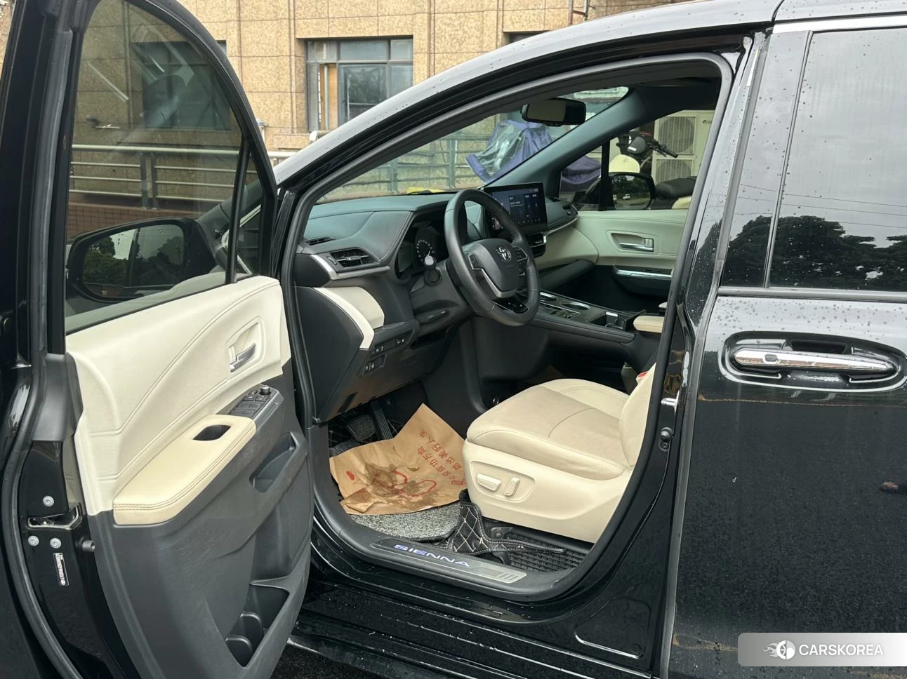 Toyota Saina 2021 Черный из Китая, фото 2
