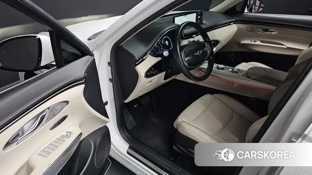 Genesis GV70 2021 Белый из Кореи, фото 2