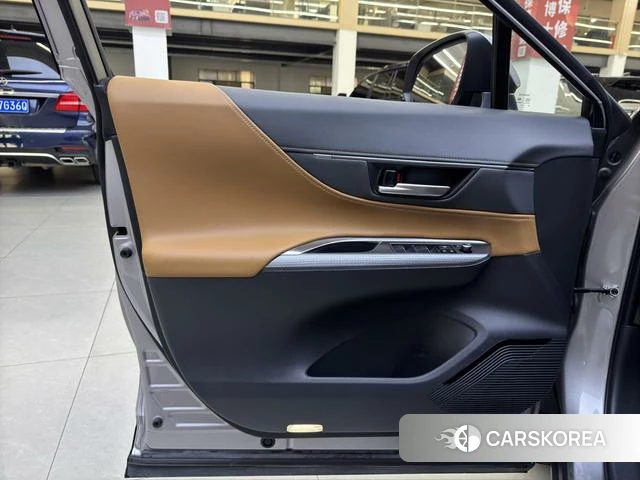 Toyota Weisha 2022 Серебристо-серый из Китая, фото 2
