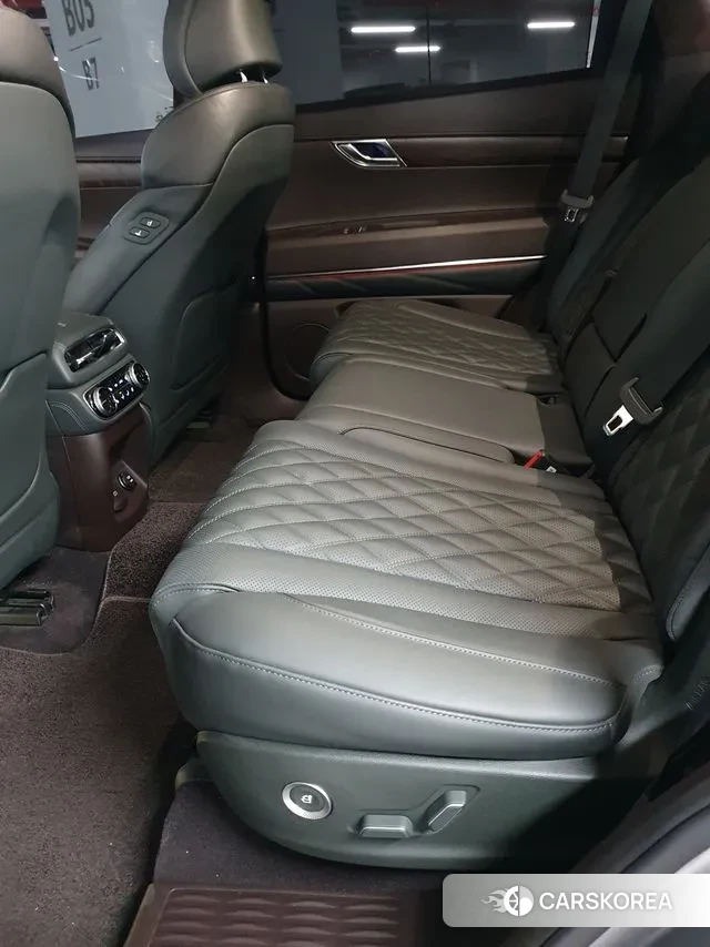 Genesis GV80 2022 Серебристо-серый из Кореи, фото 2