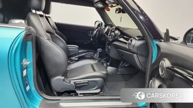 Mini Cooper Convertible 2018 Синий из Кореи, фото 2