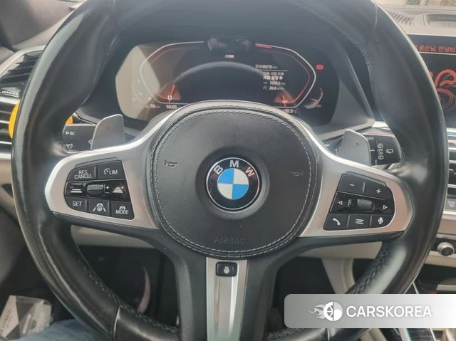 BMW X7 (G07) 2021 Белый из Кореи, фото 2