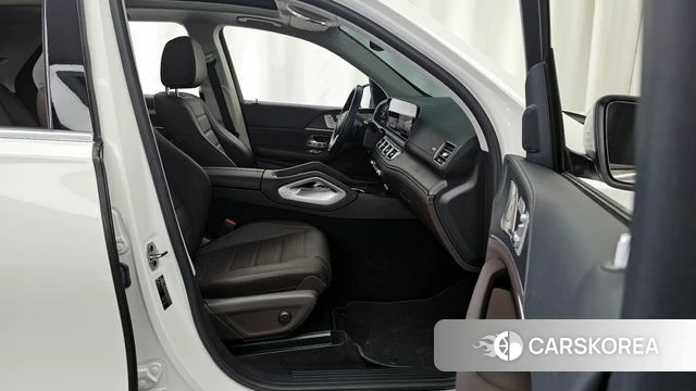 Mercedes-Benz GLE-Class W167 2023 Белый из Кореи, фото 2