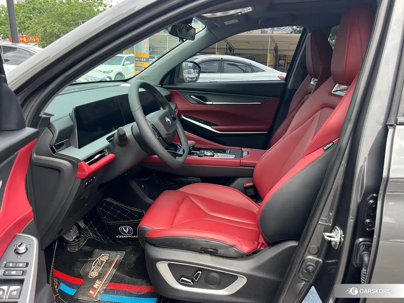Chang'an Changan CS75PLUS 2022 Silver/gray из Китая, фото 2