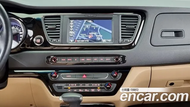 Kia The New Carnival 2018 Белый из Кореи, фото 2