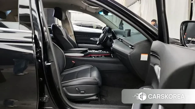 Genesis Electrified GV70 2022 Черный из Кореи, фото 2