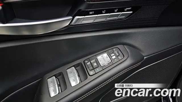 Genesis G90 id 2560627 из Кореи 2