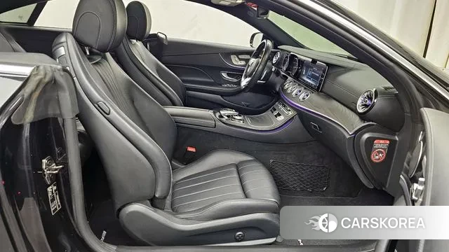 Mercedes-Benz E-Class W213 2018 Черный из Кореи, фото 2