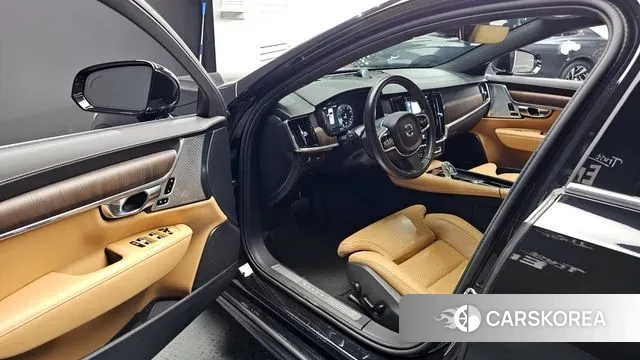 Volvo S90 2021 Черный из Кореи, фото 2