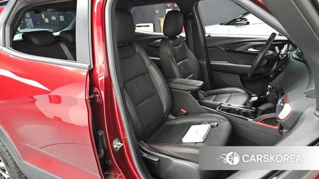 Chevrolet (GM Daewoo) Trailblazer 2022 Красный из Кореи, фото 2