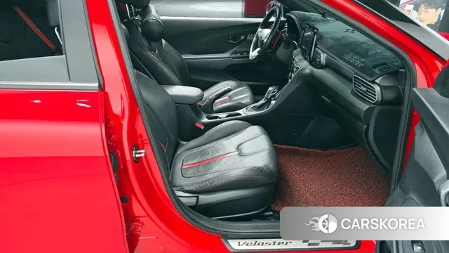 Hyundai Veloster (JS) 2018 Красный из Кореи, фото 2