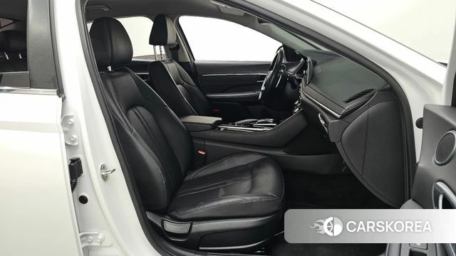 Hyundai Sonata (DN8) 2022 Белый из Кореи, фото 2