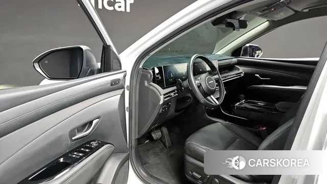 Hyundai The New Tucson (NX4) 2024 Белый из Кореи, фото 2