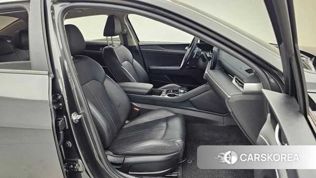 Kia K5 3rd generation 2022 Серый из Кореи, фото 2