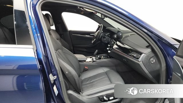 BMW 5 Series (G30) 2020 Синий из Кореи, фото 2