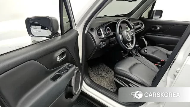 Jeep Renegade id 3187039 из Кореи 2