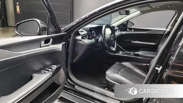 Kia K5 3rd generation 2021 Черный из Кореи, фото 2