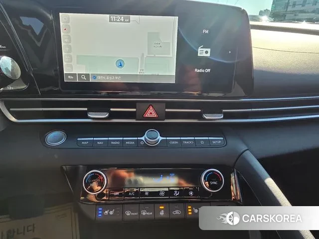 Hyundai Avante Hybrid (CN7) 2022 Белый из Кореи, фото 2