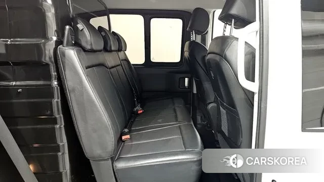 Hyundai Staria 2022 Белый из Кореи, фото 2