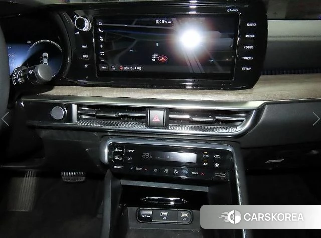 Kia K5 3rd generation 2023 Черный из Кореи, фото 2