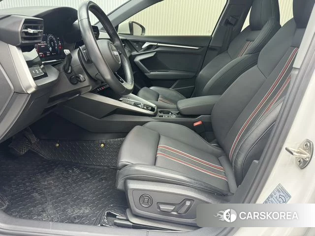 Audi A3 2022 Белый из Китая, фото 2