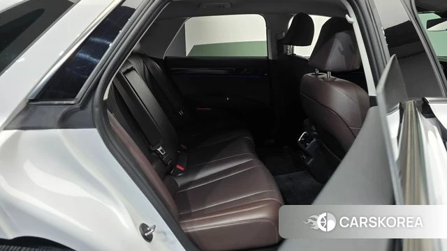 Hyundai Grandeur (GN7) 2023 Белый из Кореи, фото 2