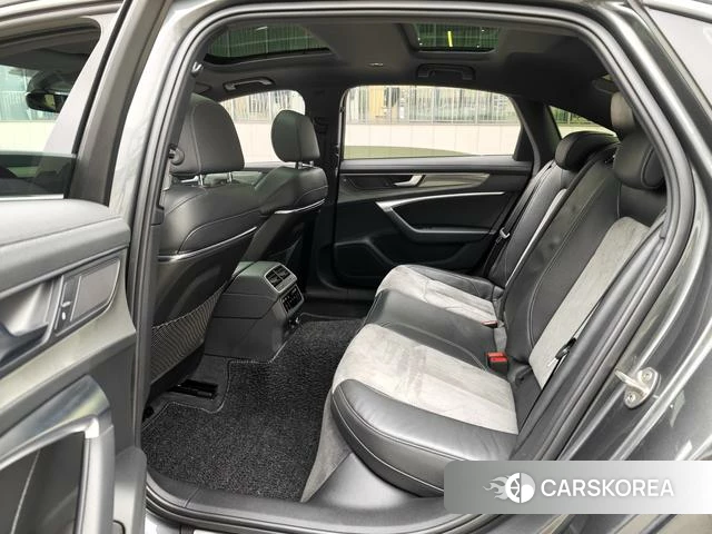 Audi A6L 2022 Темно-серый из Китая, фото 2